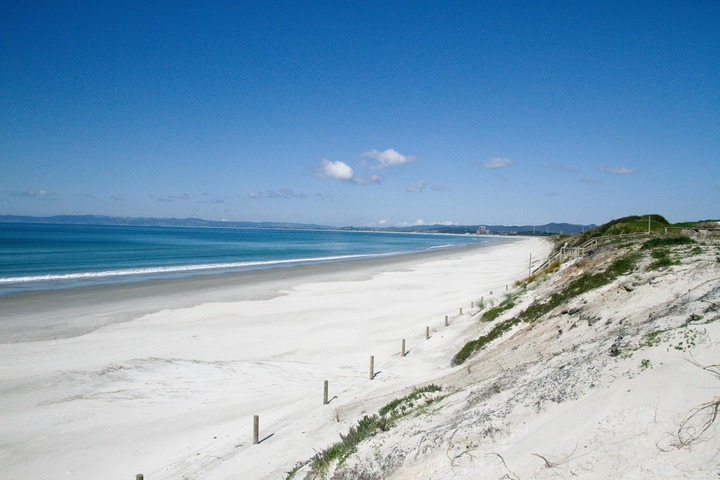 paradise kiting looking south Ruakaka